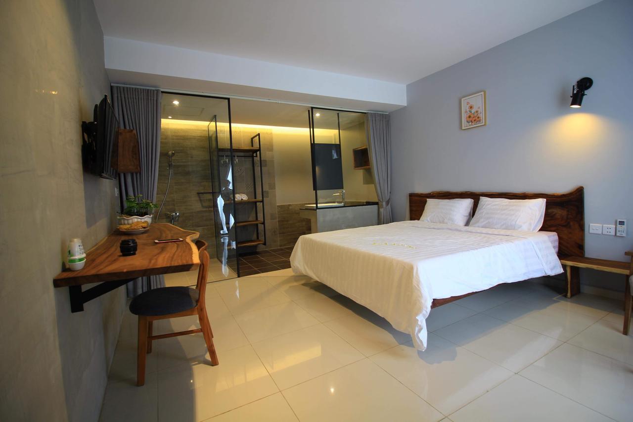 Bk Hotel Phnom Penh Luaran gambar