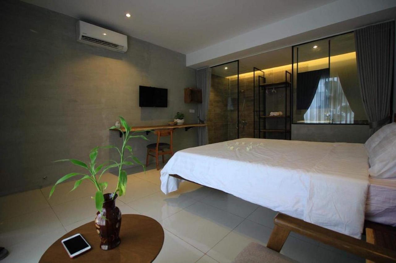Bk Hotel Phnom Penh Luaran gambar